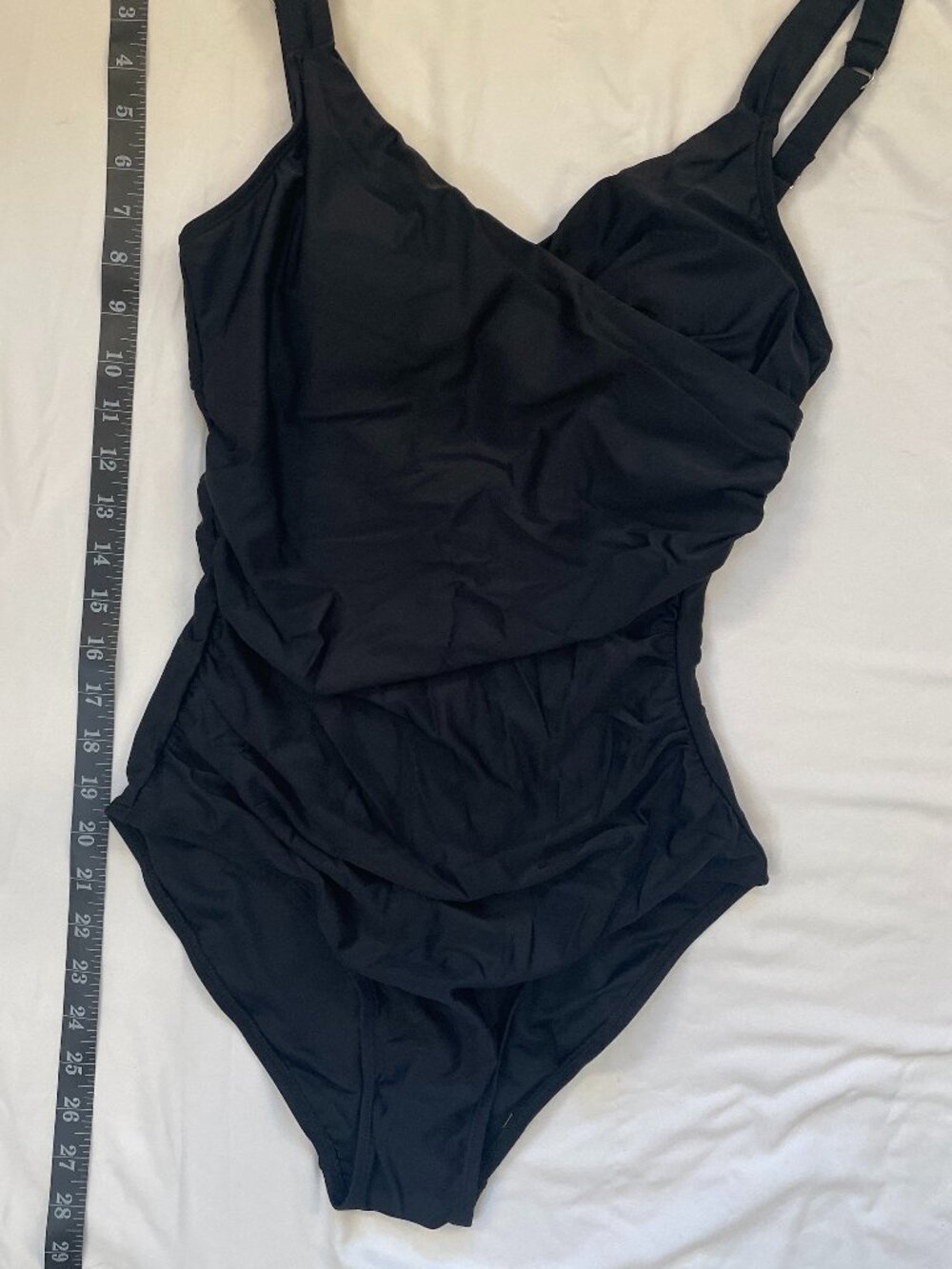Cupshe Black Retro Tummy Control One-Piece Adjustable Tummy Control - Picture 3 of 7